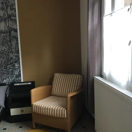 Apartment Sur Cour, Le Cerisier