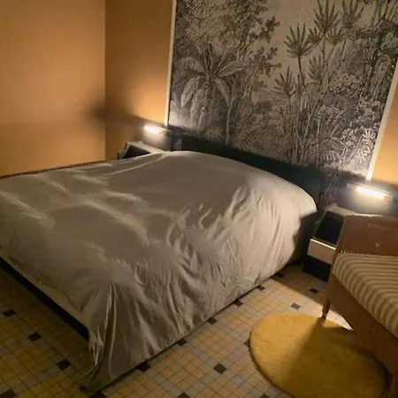 Apartment Sur Cour, Le Cerisier
