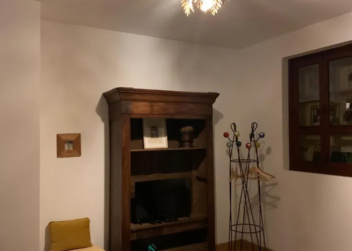 Sur Cour, Le Cerisier * バニエール・ド・ビゴール